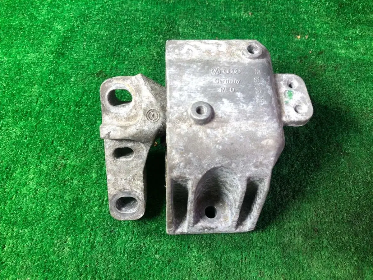 Подушка КПП 96FB7M121AJ