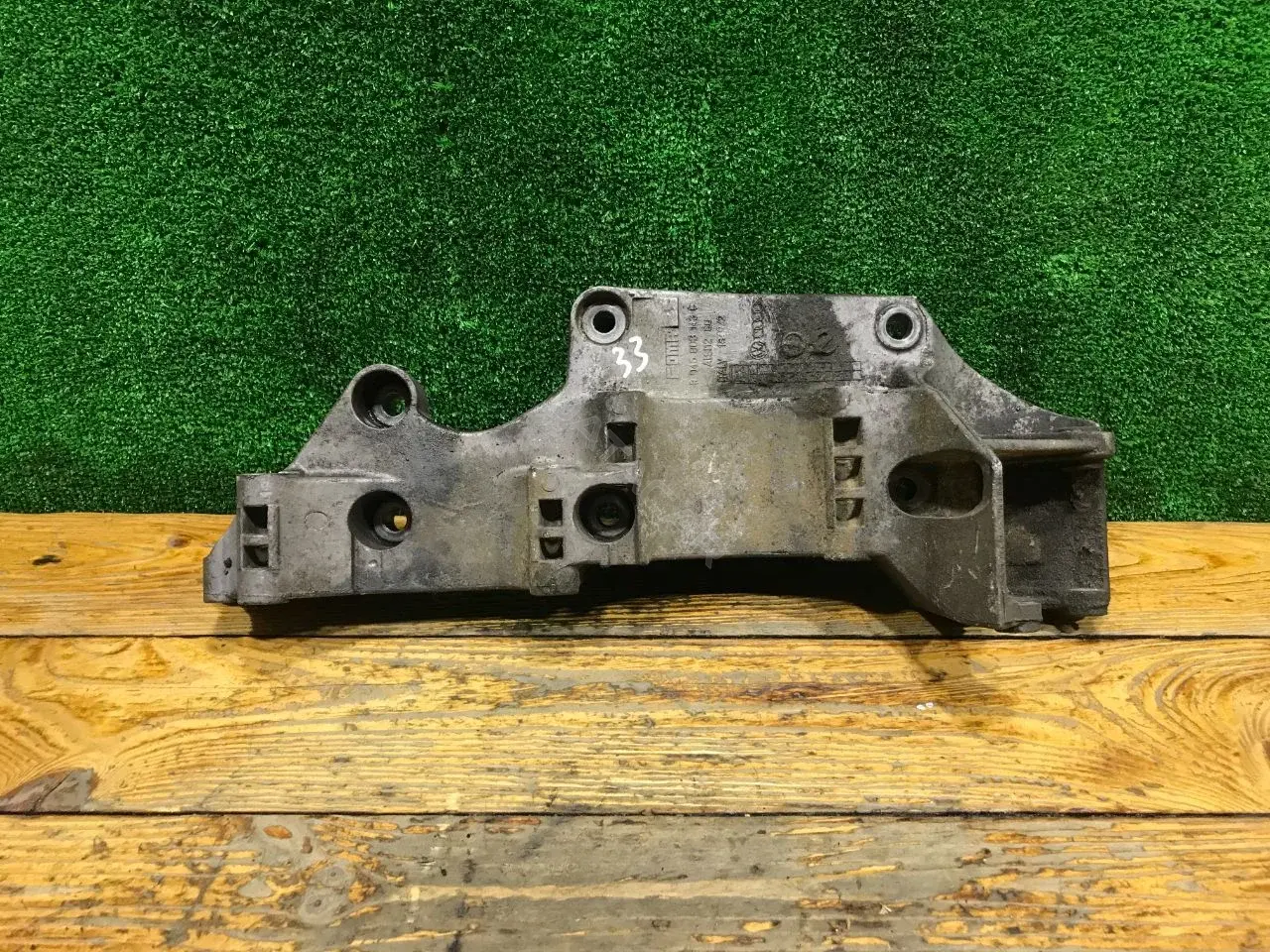 Кронштейн генератора R045903143C