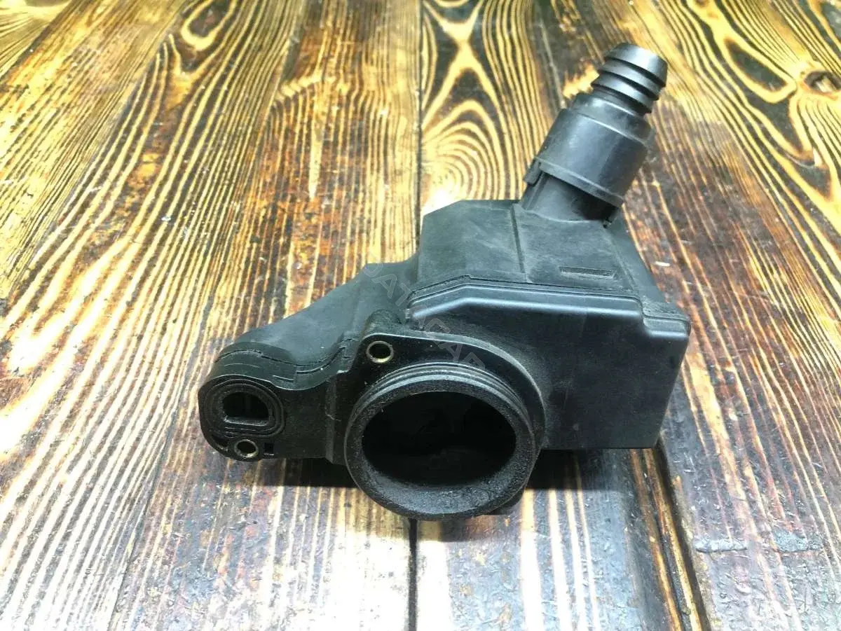 Клапан картерных газов 036103464G