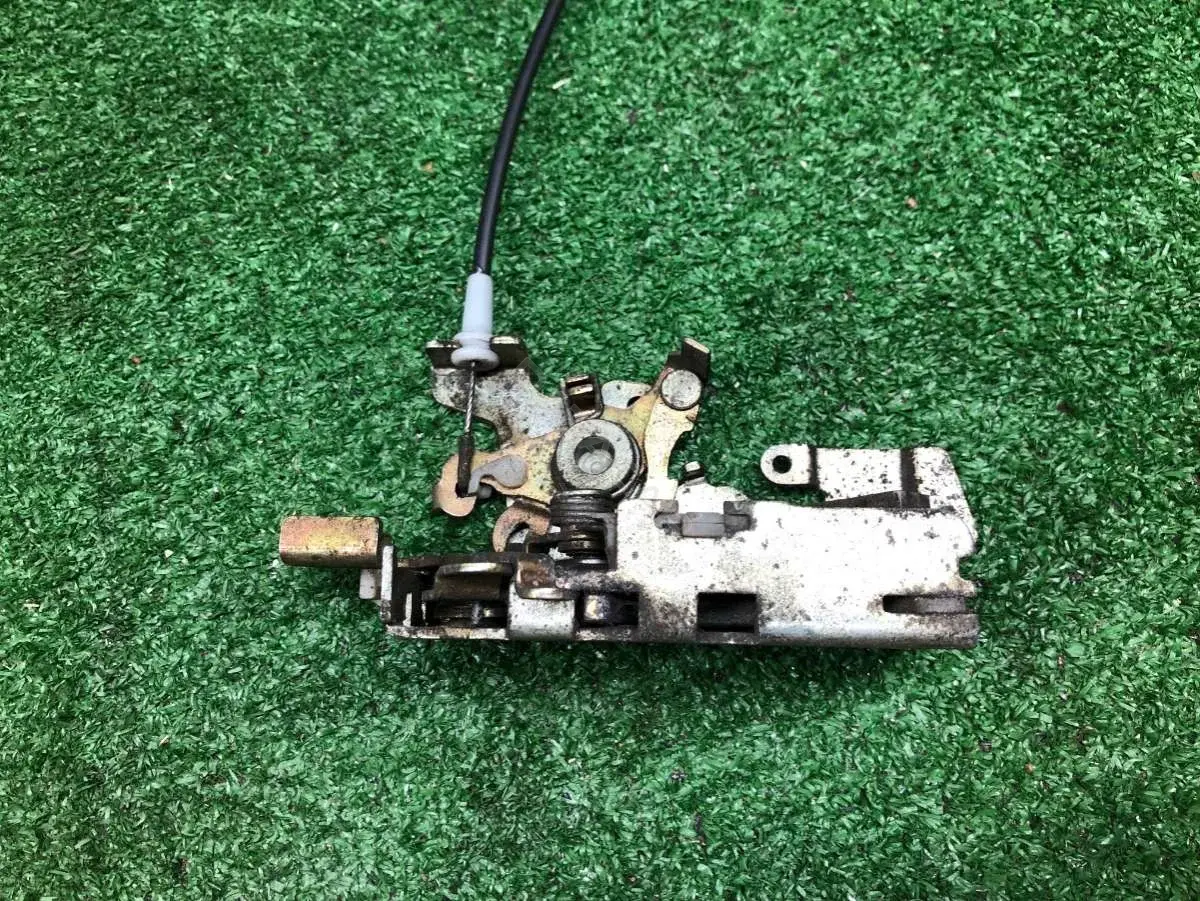 Замок двери 9017200235