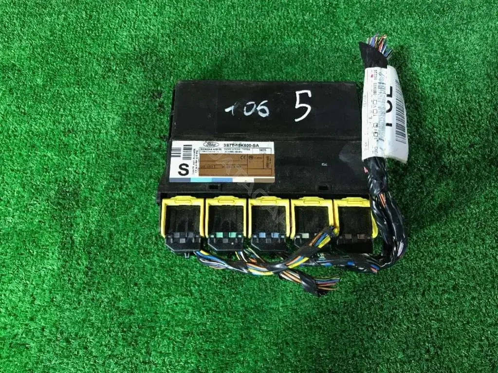 Блок комфорта 3S7T15K600SA, 5WK48751B