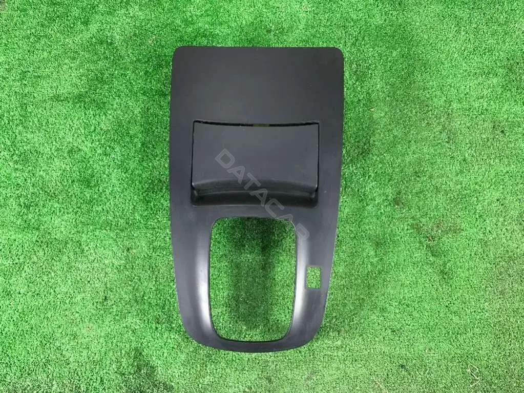 Консоль салона (кулисная часть) 7M3863289E, 7M4863289A