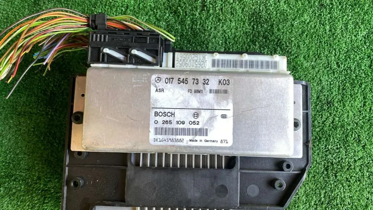 Блок управления АБС 0175457332