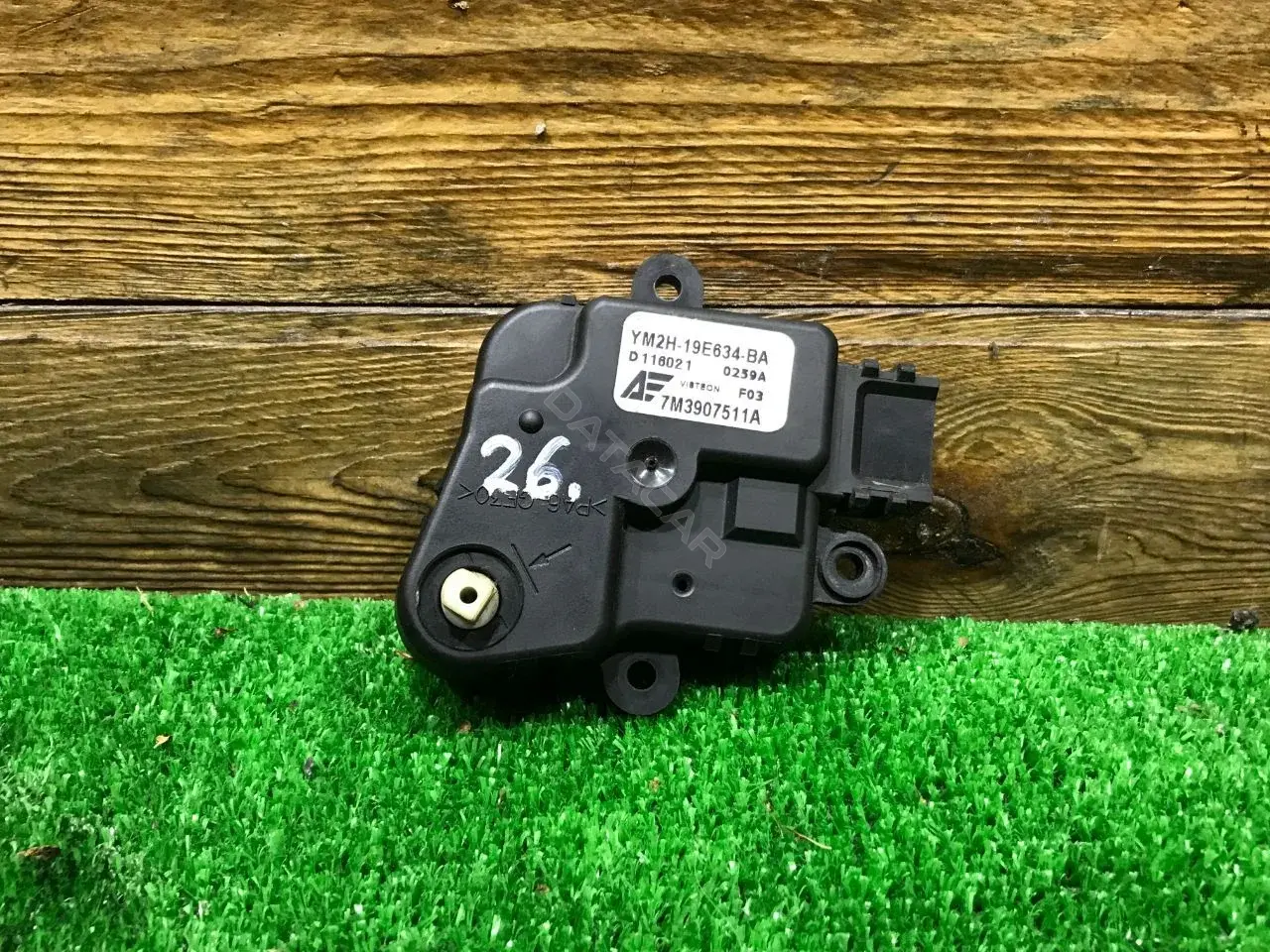 Мотор заслонки печки 7M3907511A, YM2H19E634BA