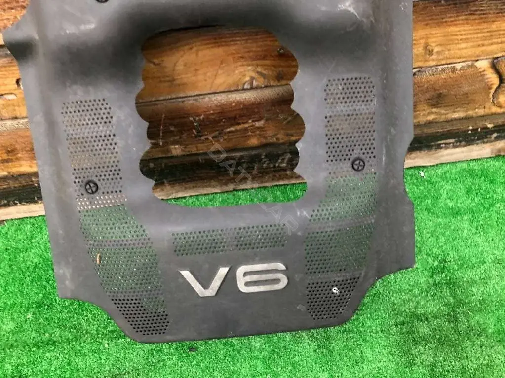 Декоративная крышка двигателя 078103927