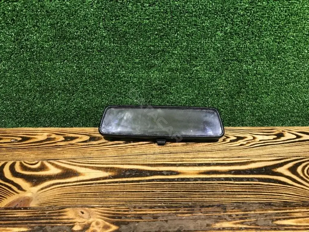 Внутреннее зеркало 4D0857511