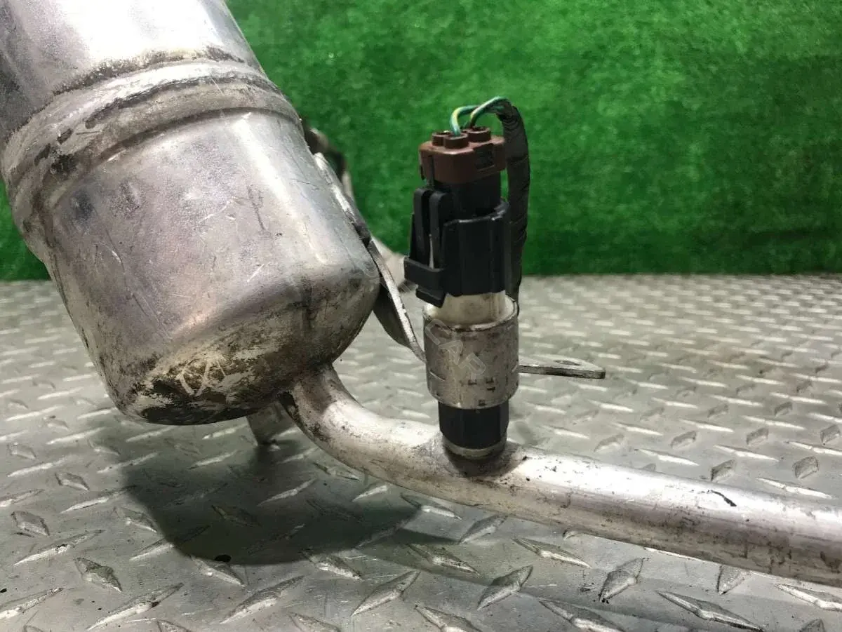 Датчик давления кондиционера 95BW19E561AA