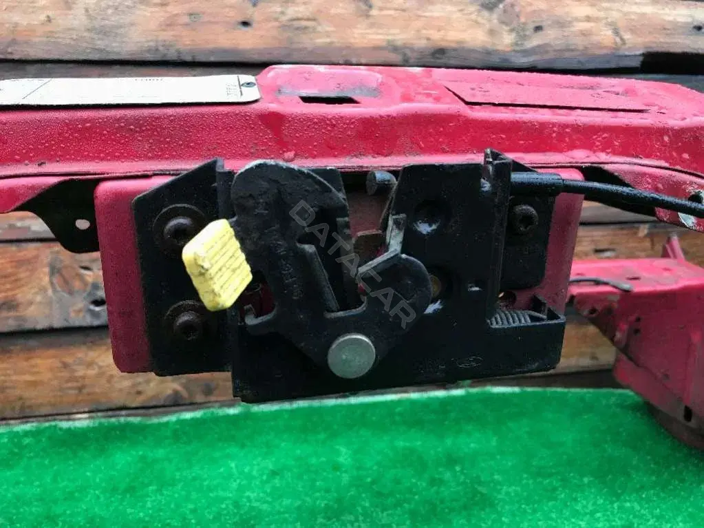 Замок капота 96FG16701A