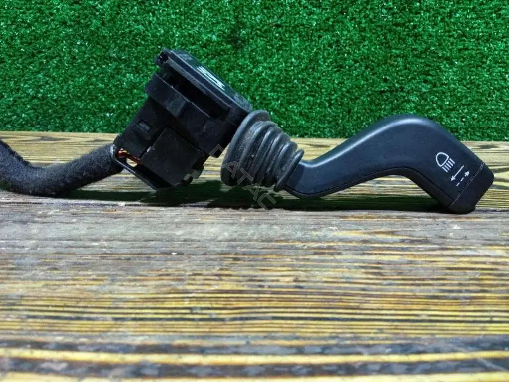 Переключатель подрулевой 09130696