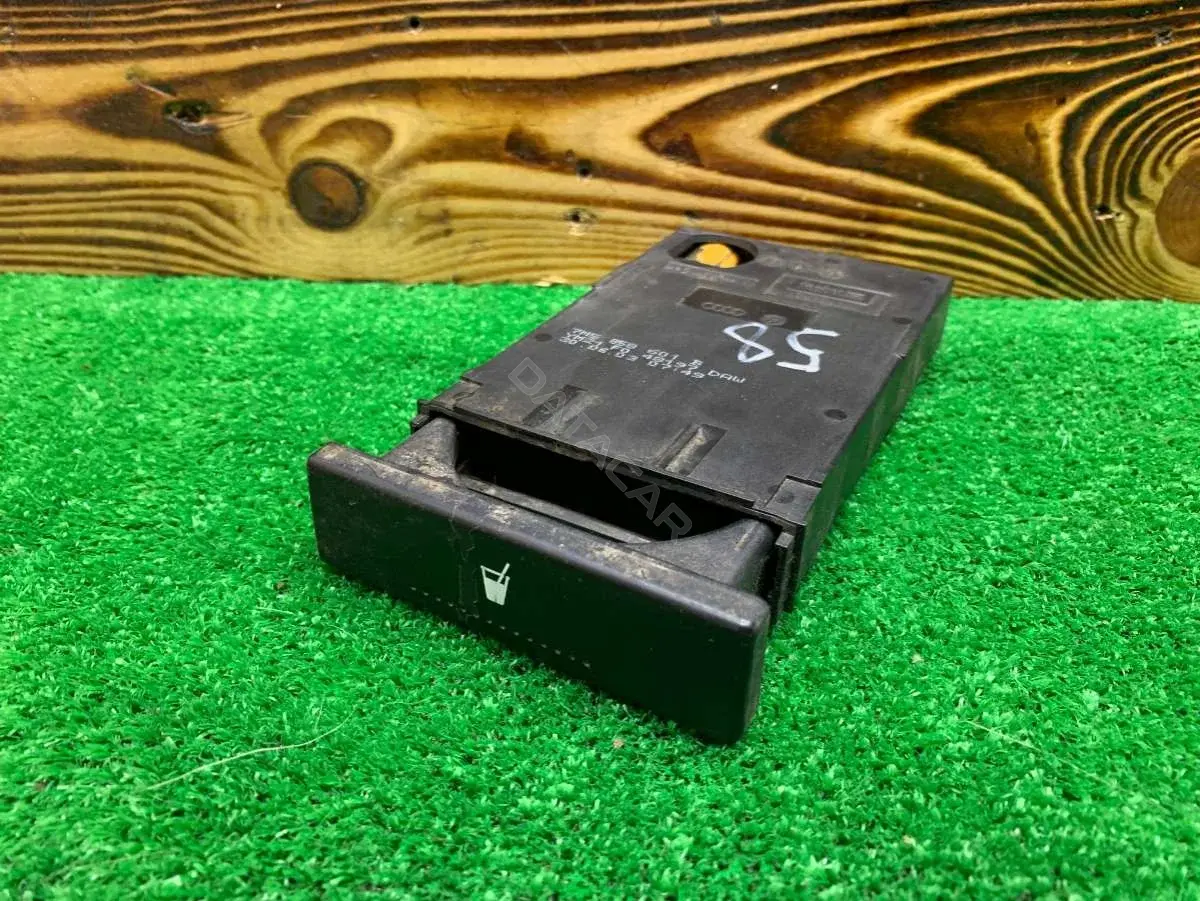 Подстаканник 7M5858601B
