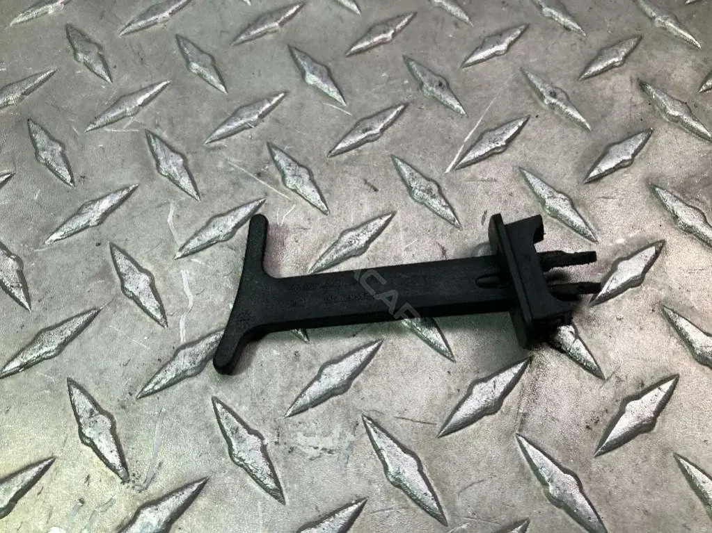 Замок капота 1J0823593a