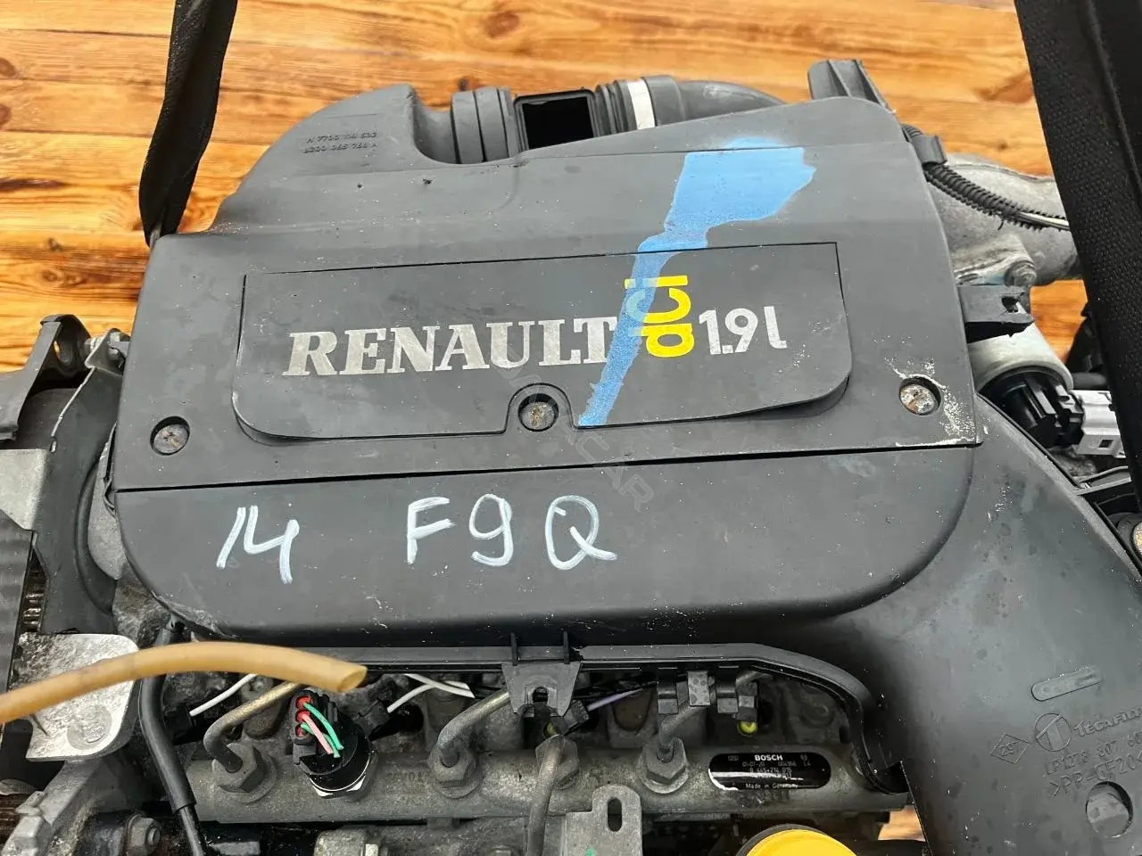 Корпус воздушного фильтра 8200065768A, H7700114532