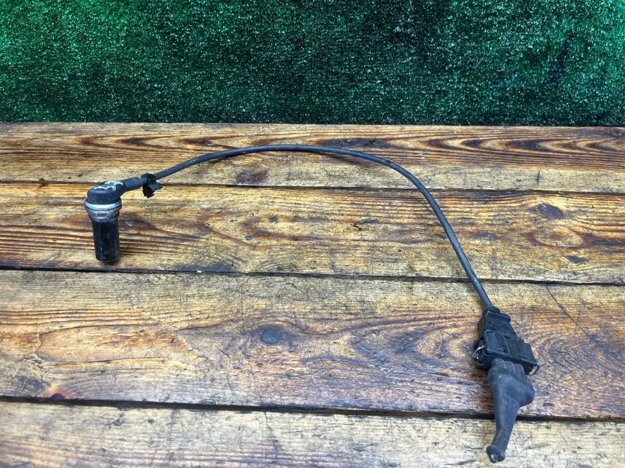 Датчик коленвала 028907319B