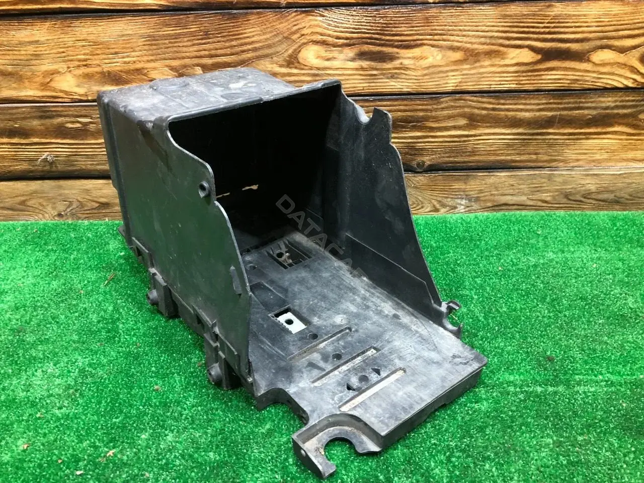 Полка аккумулятора 6G9110723A