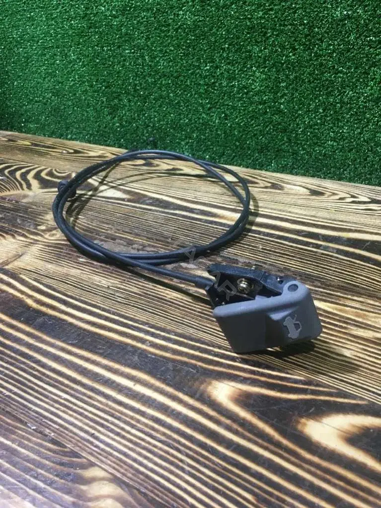 Ручка открывания капота 38941663