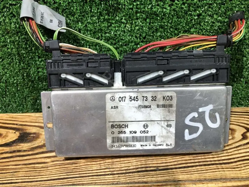 Блок управления АБС 0175457332, 0265109052