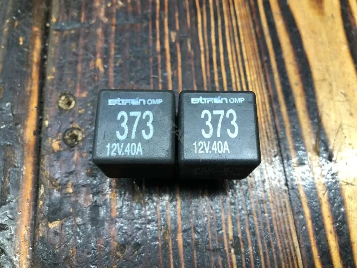 Реле вентилятора 373, 8D0951253A