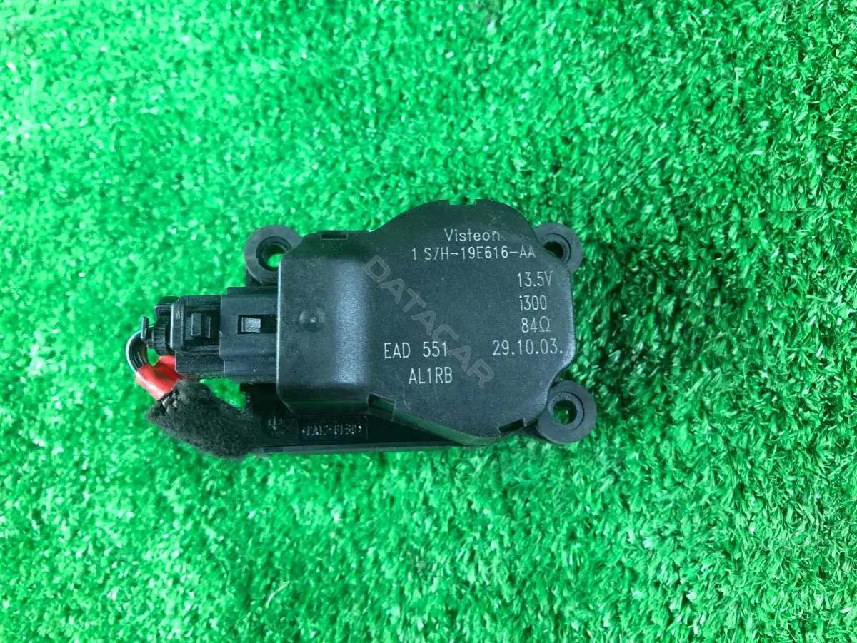 Мотор заслонки печки 1S7H19E616AA