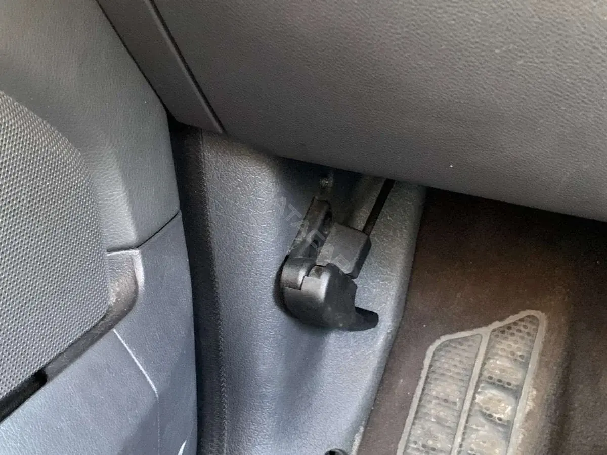 Ручка открывания капота 78520883