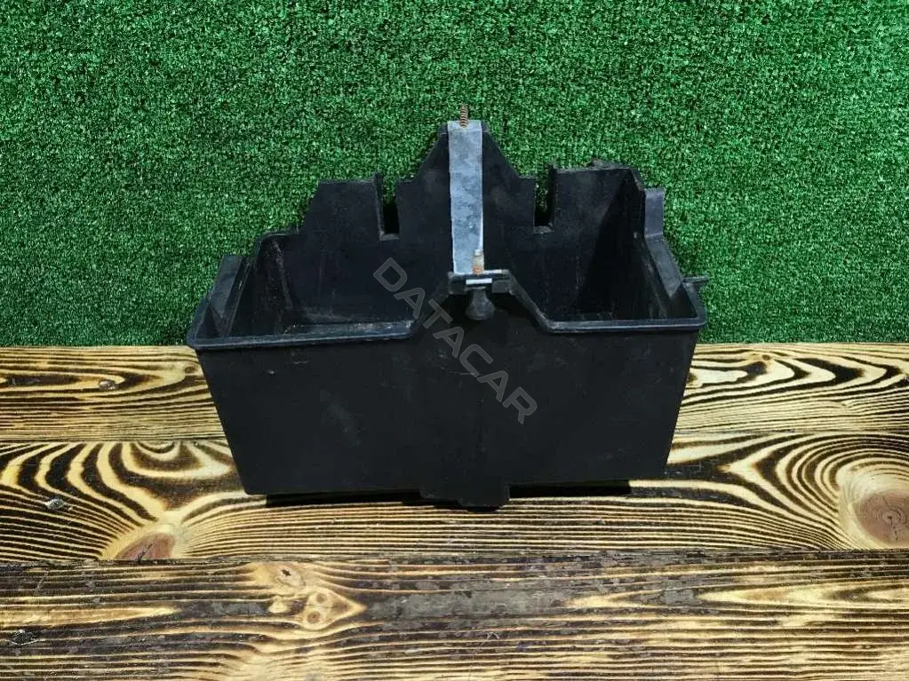 Полка аккумулятора 2S6T10723CC