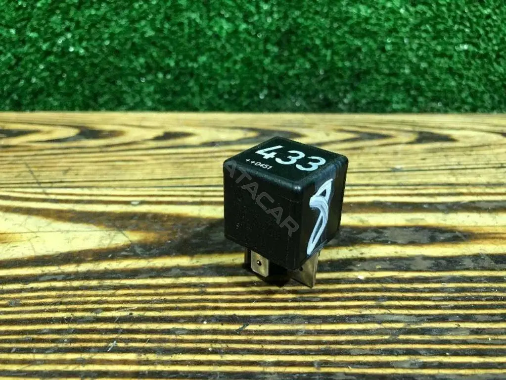 Многофункциональное реле 3D0951253A 433