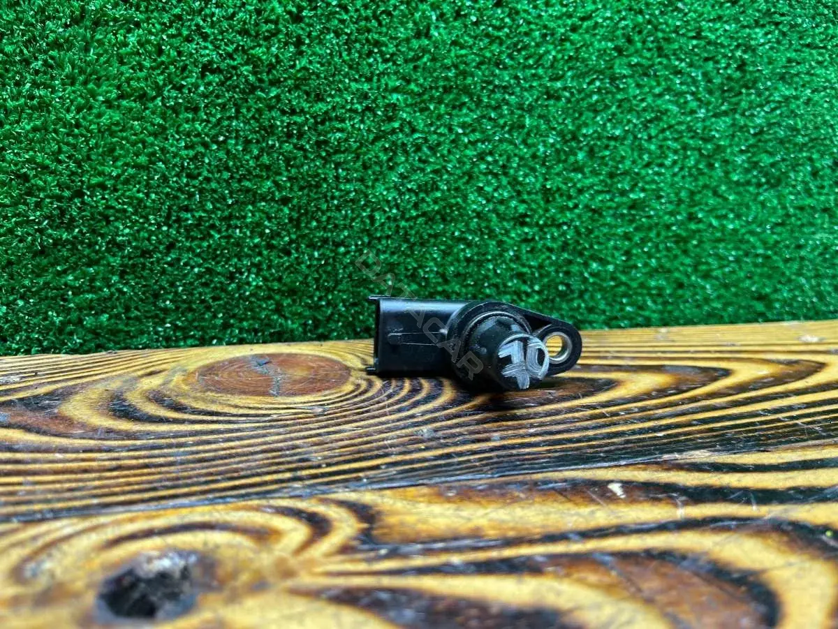 Датчик распредвала 0232103067, 93310500