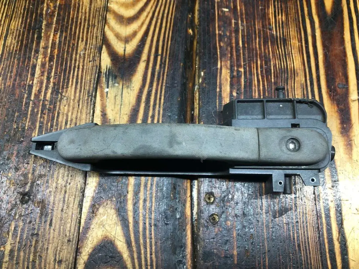 Ручка двери 2S61A224A37, 6N29F224A37AB