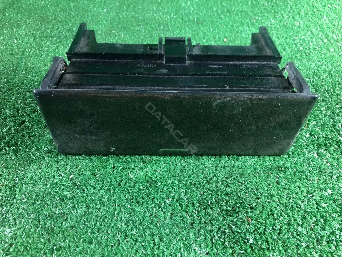 Бардачок 2106830091, A2106830710