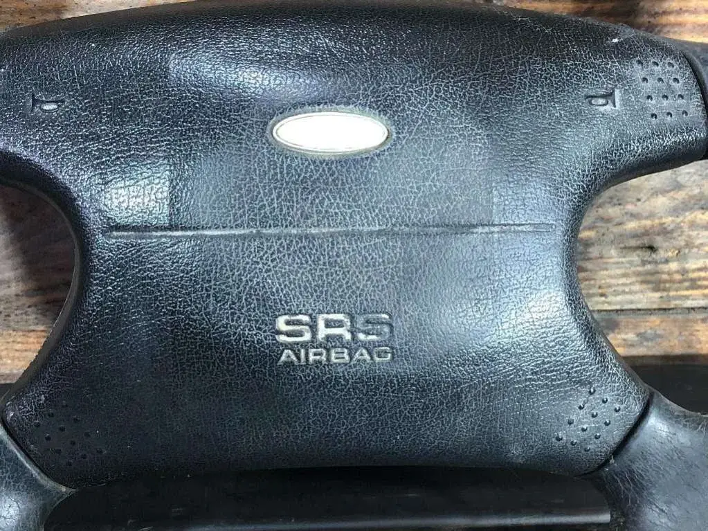 Руль 95BB13318AB