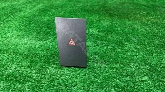 Кнопка аварийки 13138255, 13549909, 1435