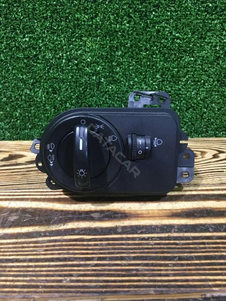 Переключатель подрулевой 2S6T13A024CB
