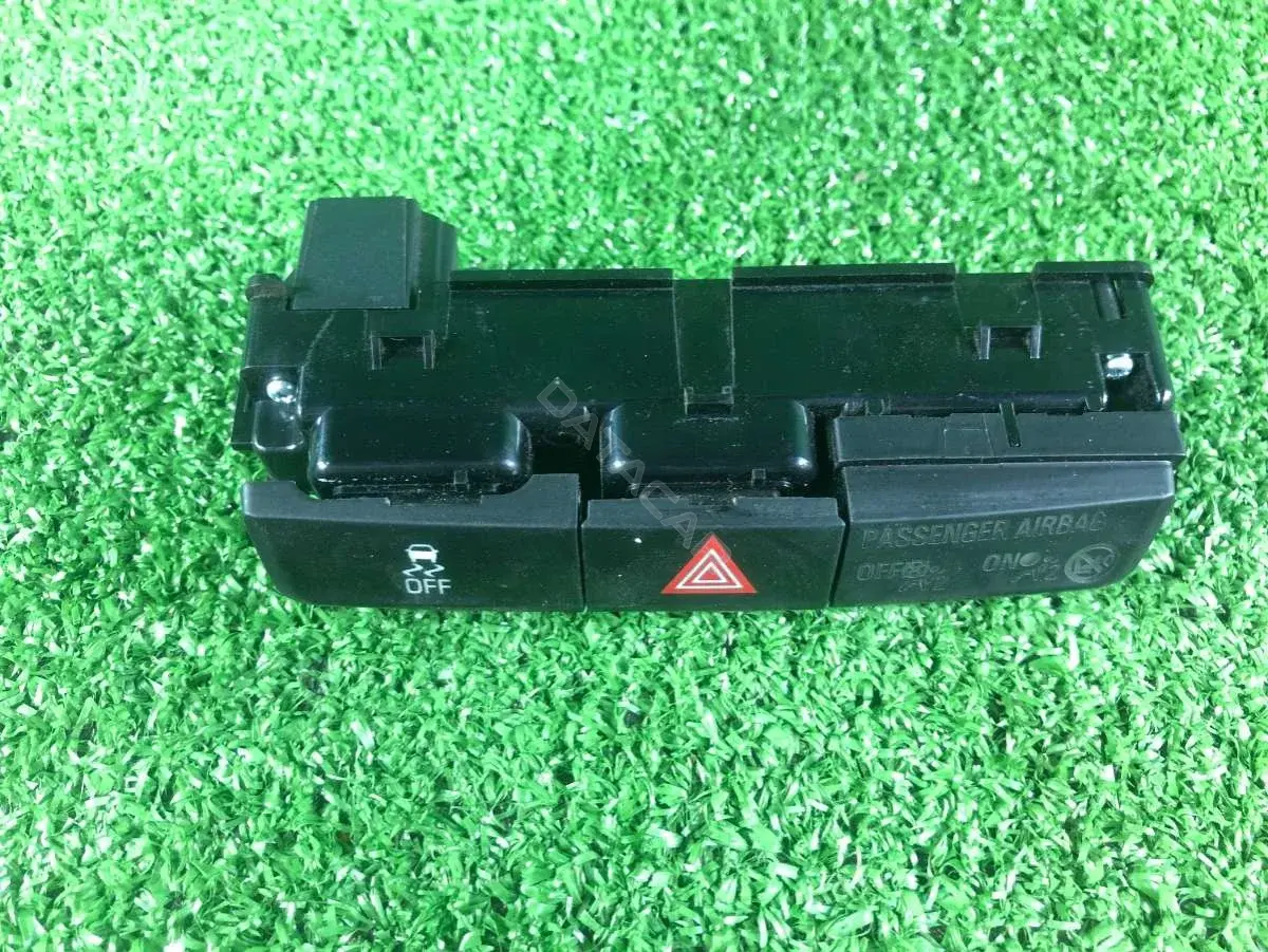 Кнопка аварийки 2665A1, 95016183