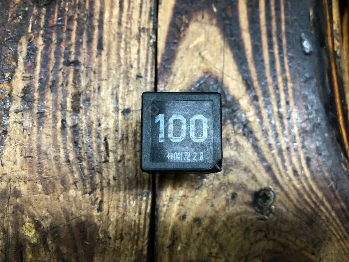 Многофункциональное реле 100, 7M0951253A, 95VW10K705CA