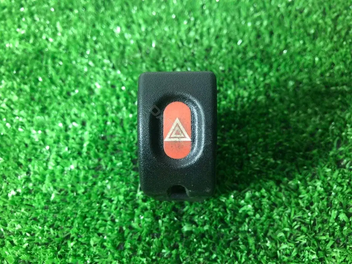 Кнопка аварийки 90347821