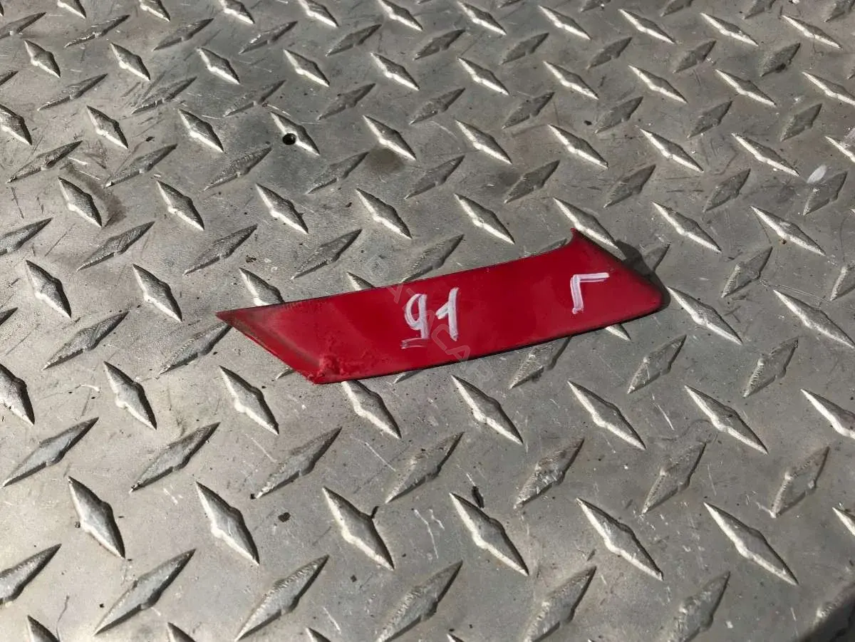 Молдинг двери 8A5853215