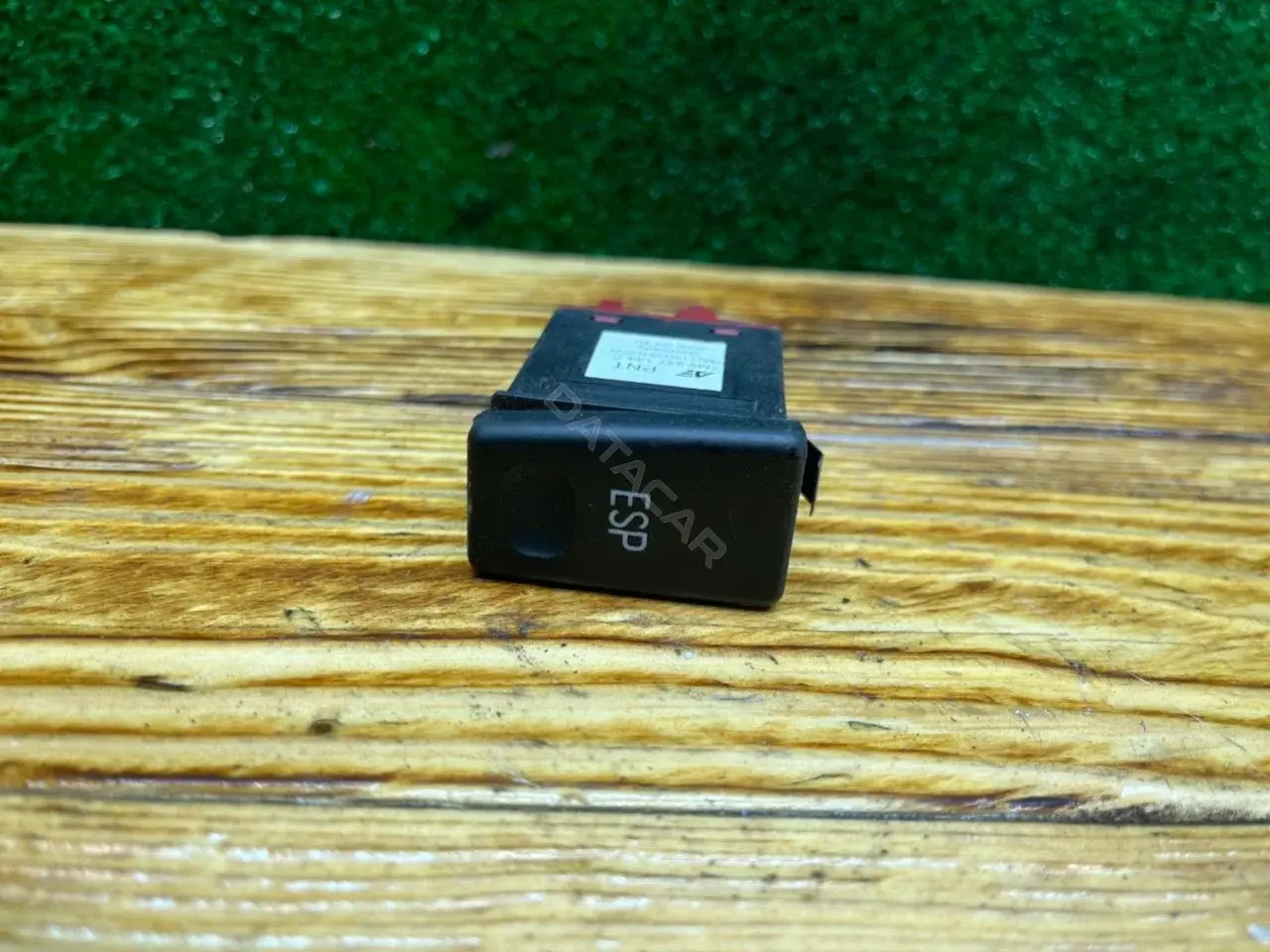 Кнопка антипробуксовочной системы (ABS/ESP) 7M5927134C