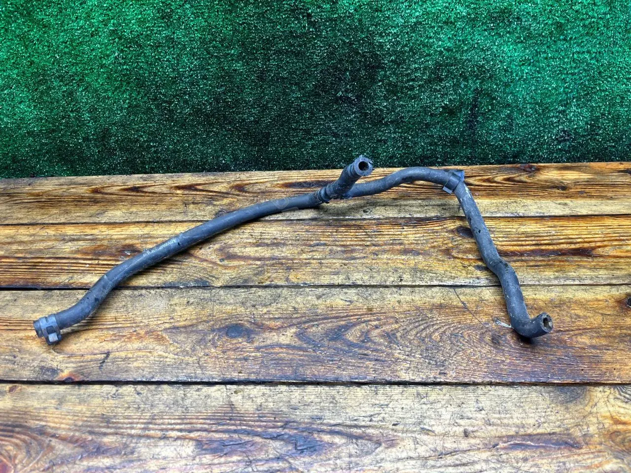 Патрубки системы охлаждения 1J0129447CC