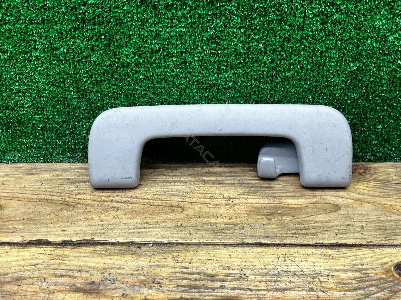Ручка внутренняя потолочная 8P0857607C
