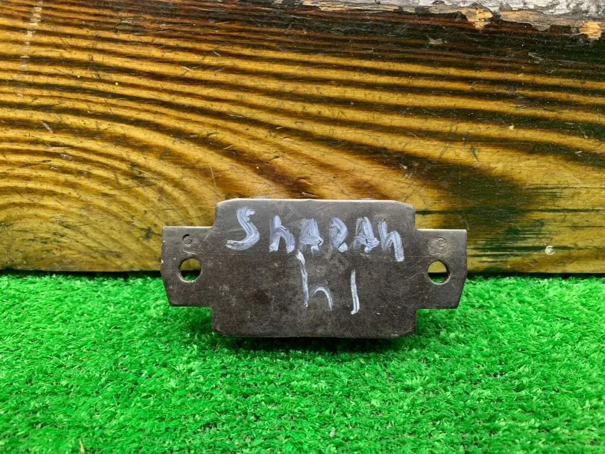 Замок крышки багажника 7m0827679h