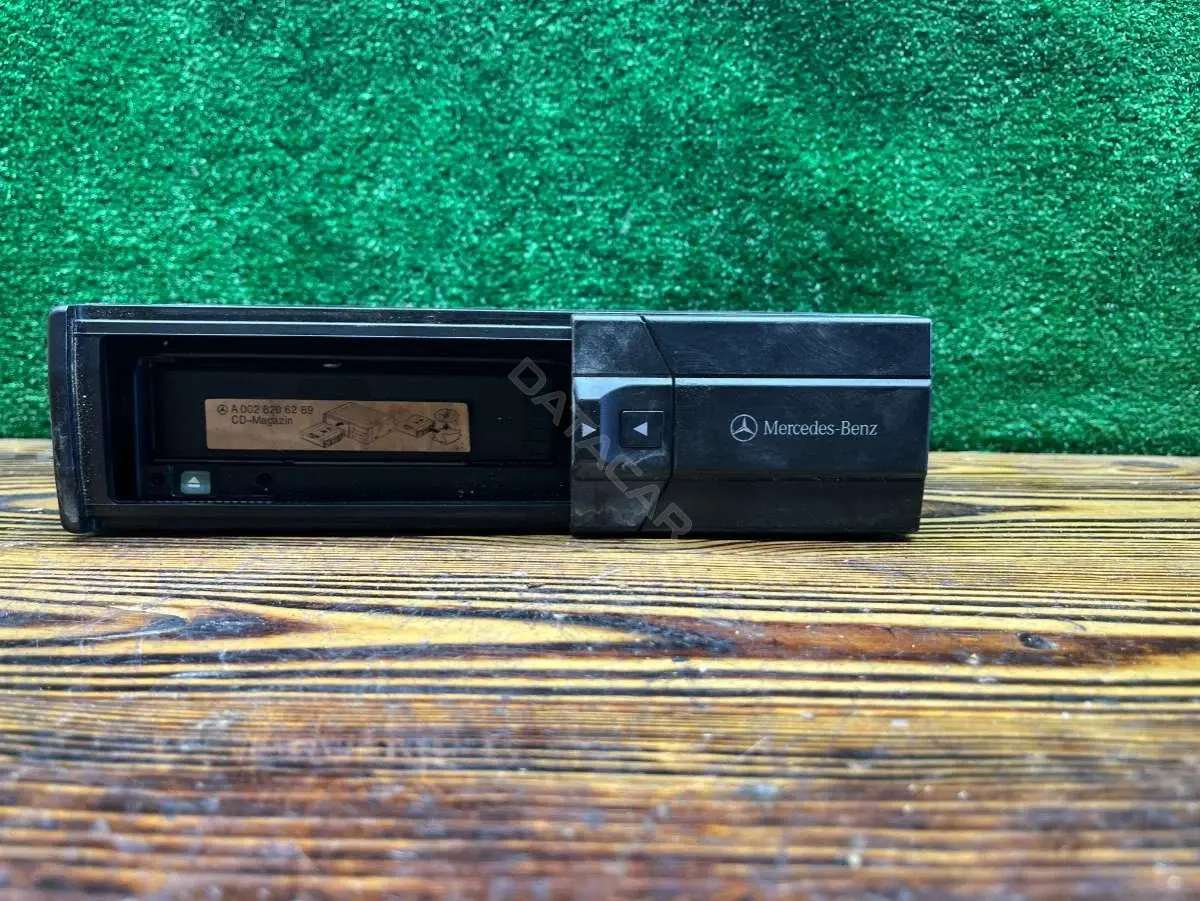 CD-чейнджер A0028206289