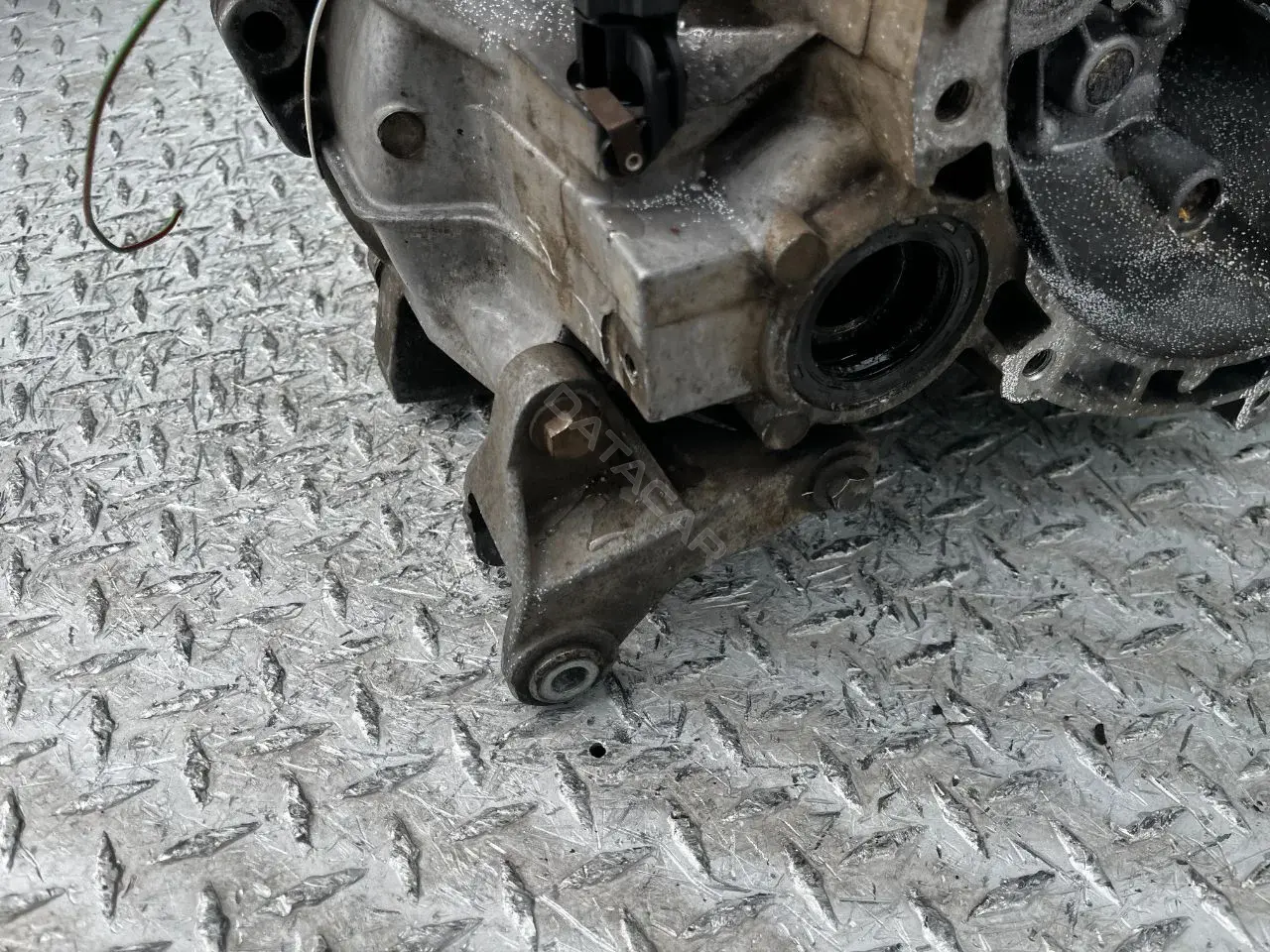 Кронштейн КПП 98AB6P093CF