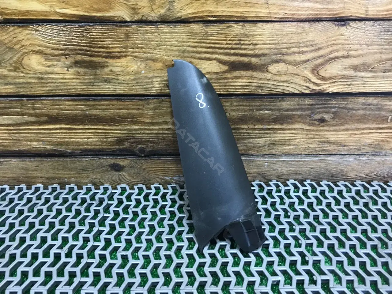 Заглушка зеркала 1T0837973B