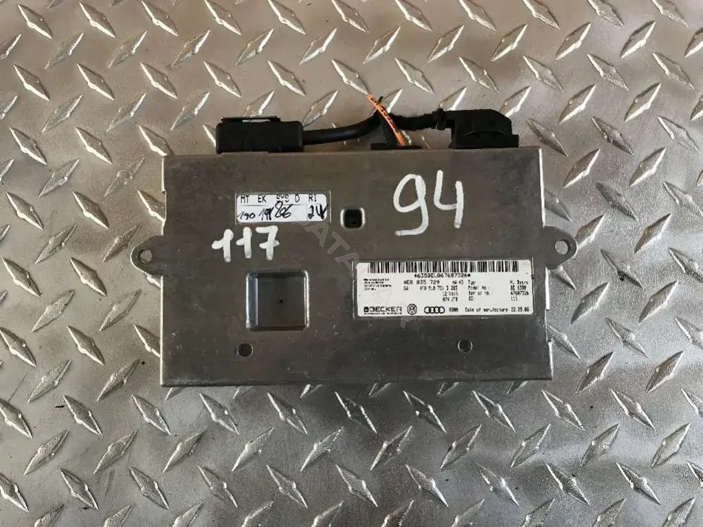 Блок управления мультимедиа 4E0035729, 4F0910731D