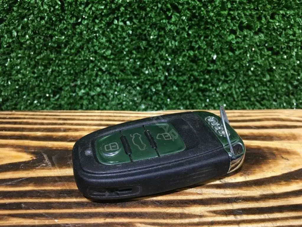 Ключ зажигания 39961145