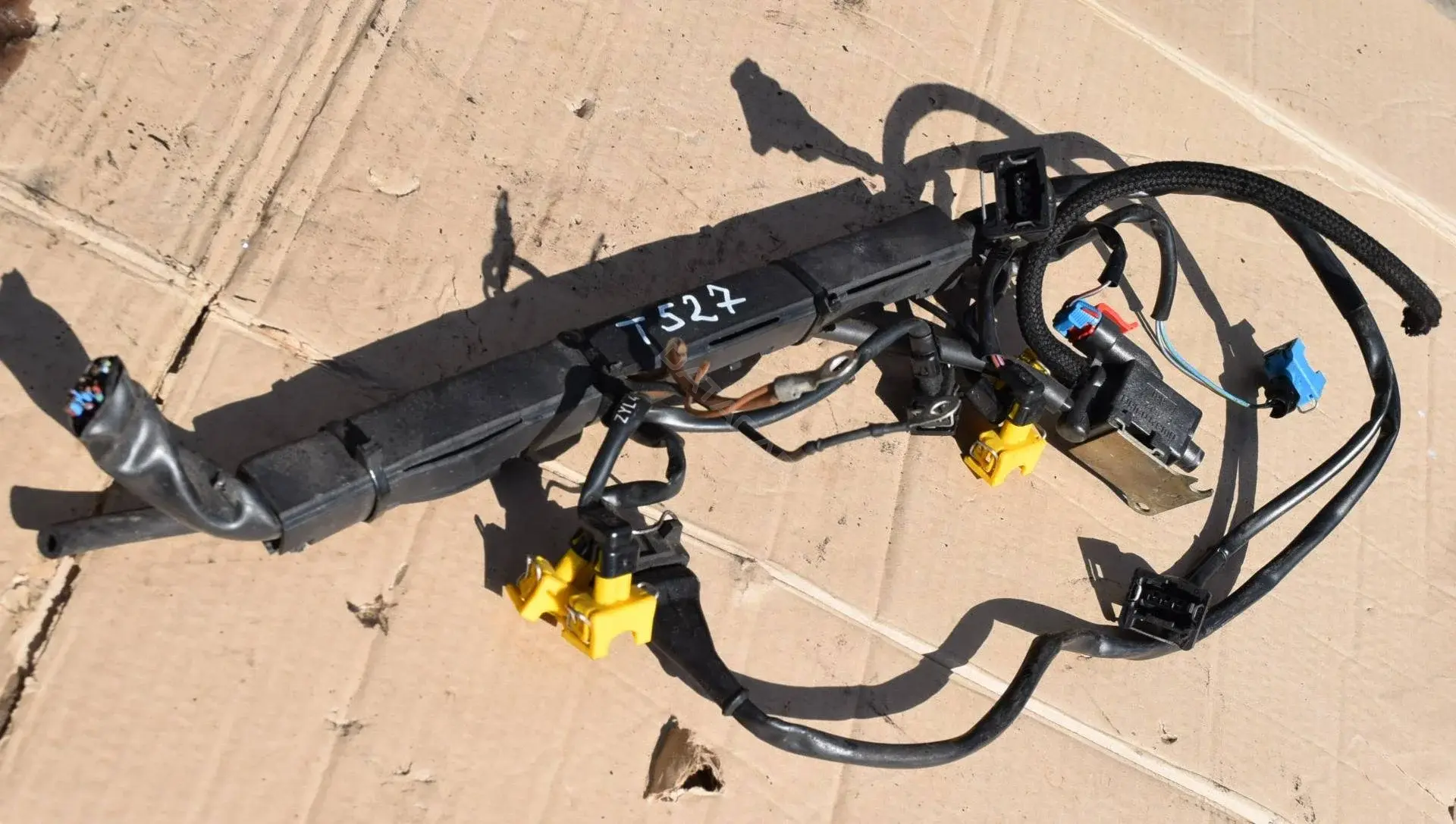 Проводка двигателя T527-17-98-1