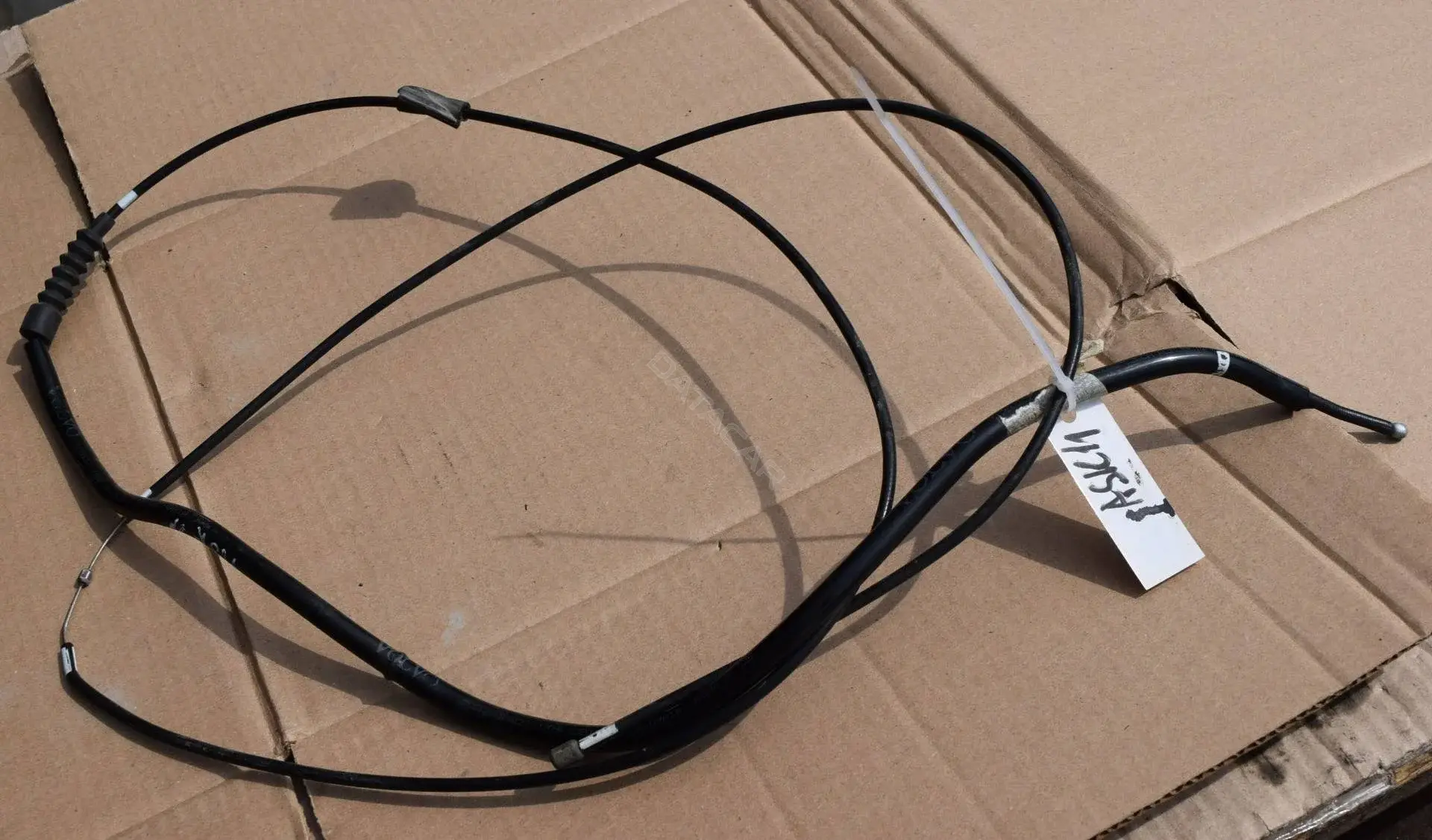 Трос капота 31250217