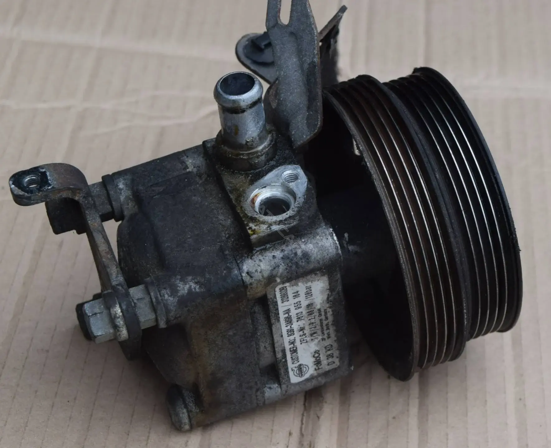 Насос гидроусилителя руля 31280320, 8G913A696NA