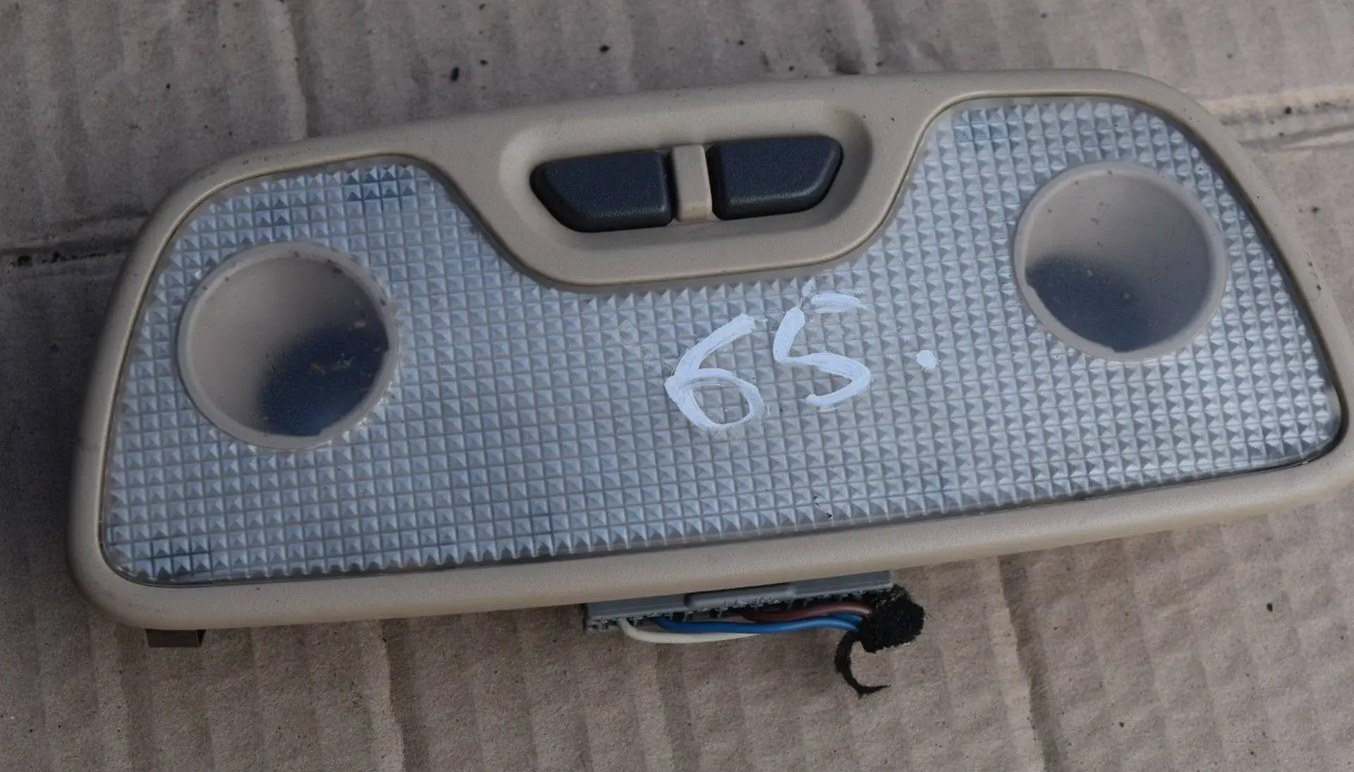 Плафон освещения салона M65-492-1