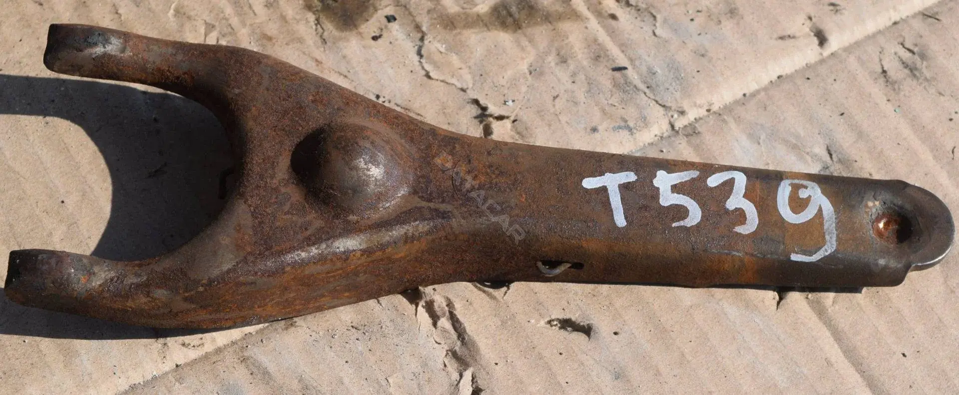 Вилка сцепления T539-436-1