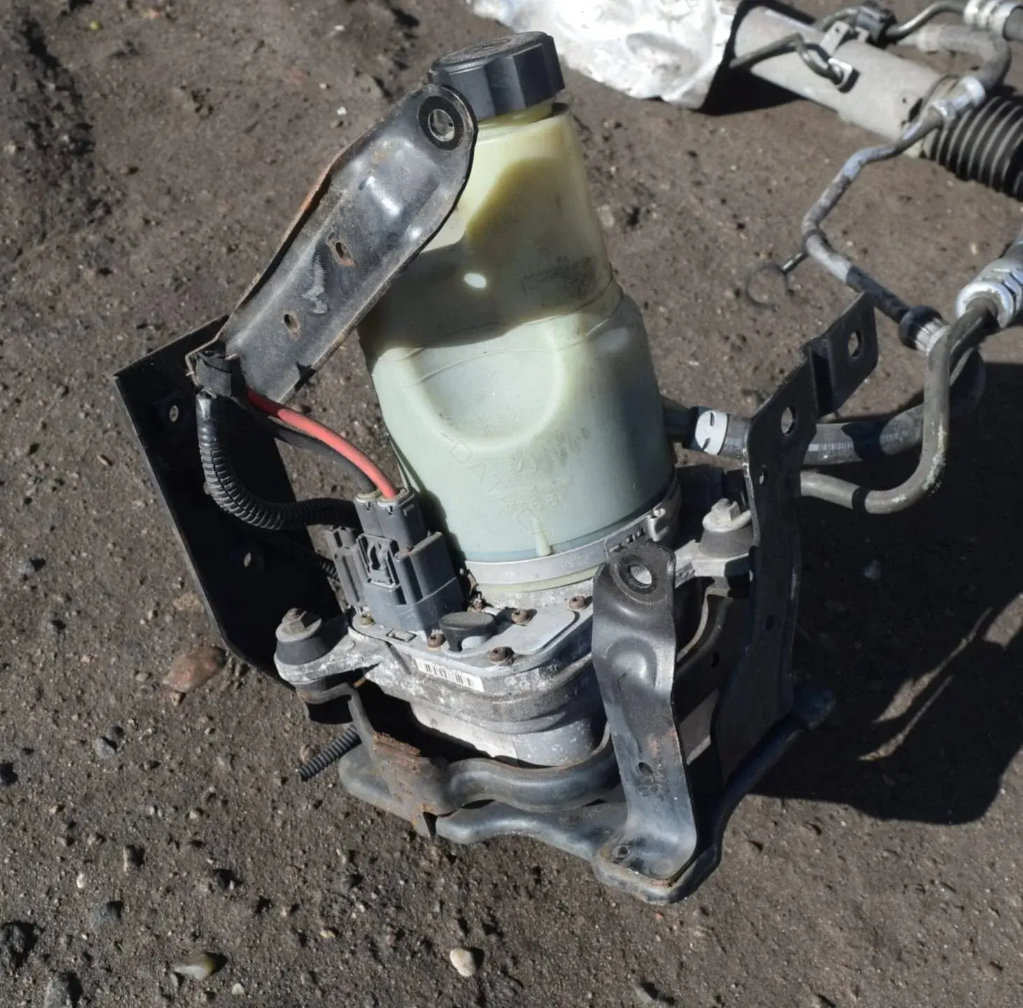 Кронштейн гидроусилителя 3M513K738AC